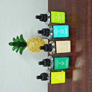 Bath & Body Works ISLANDS Wallflowers + PINEAPPLE Scent Control Nightlight Plug